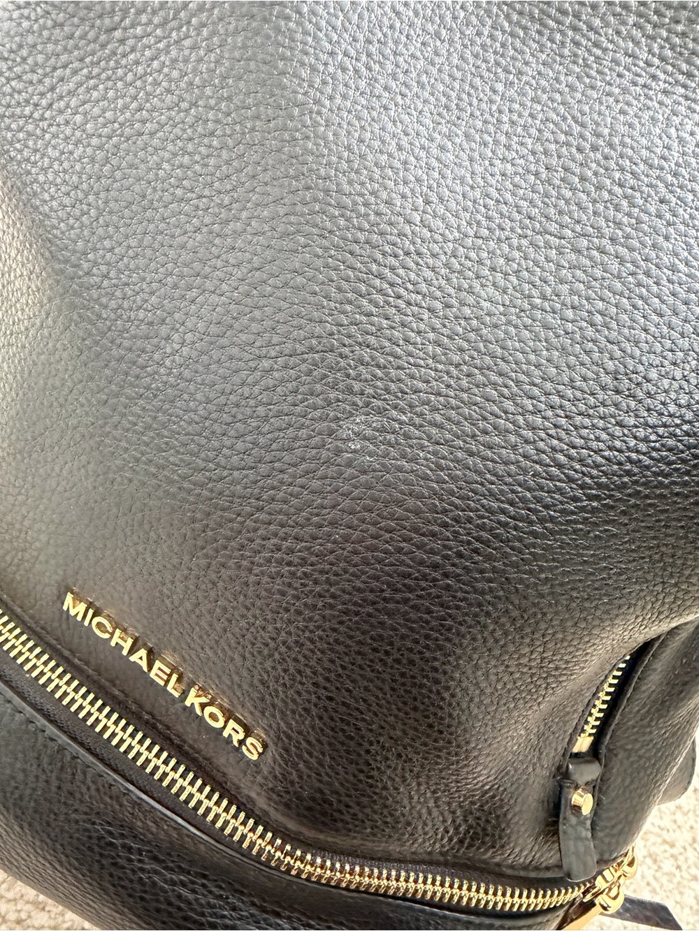 Michael Kors Black Pebbled Leather Backpack Gold Hardware Medium - Picture 8 of 16